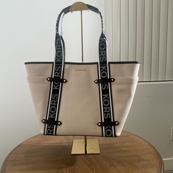 Michael Kors Cream Tote with Logo Straps - Picture 3 of 4
